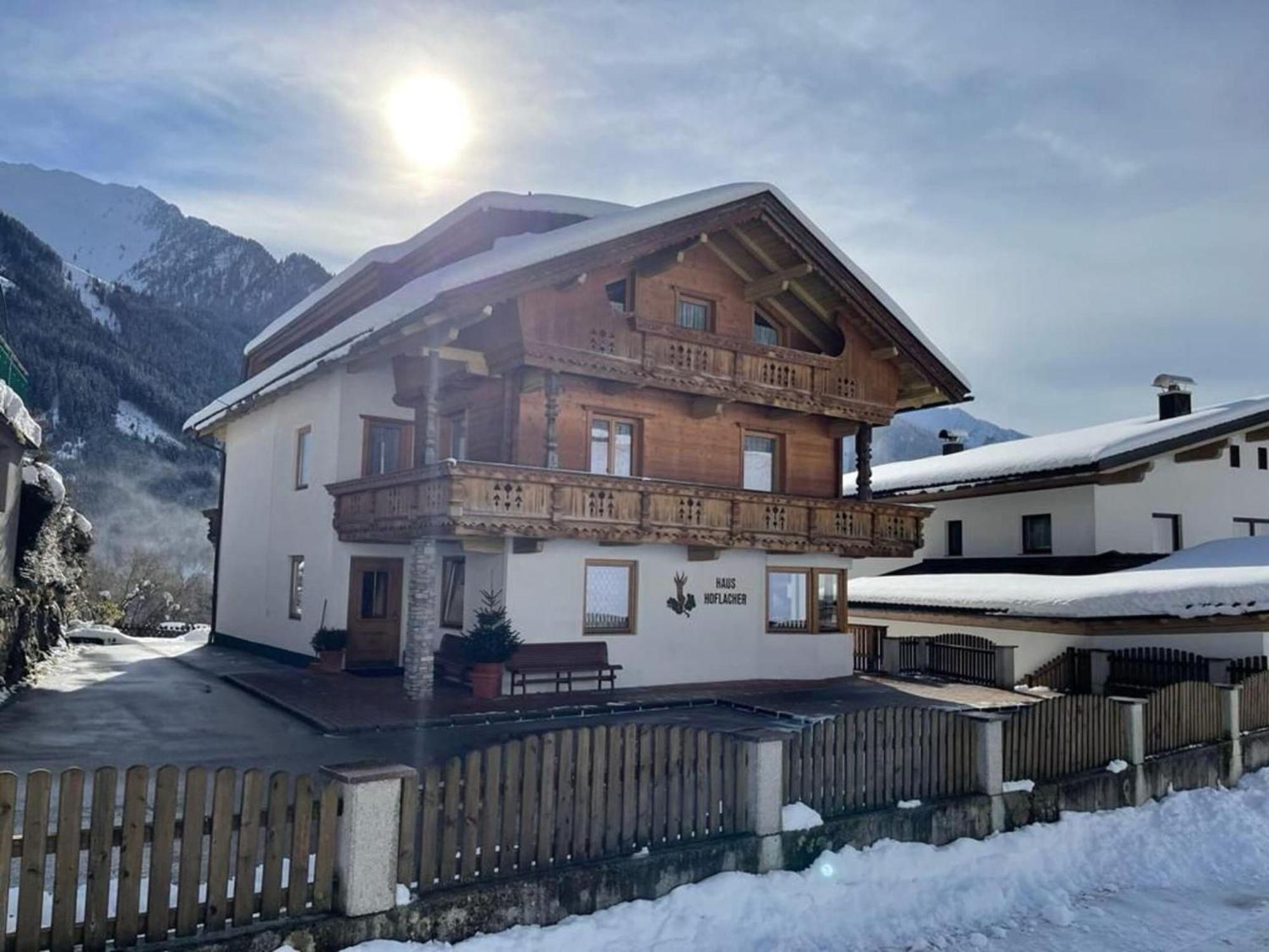 Apartment In Mayrhofen With A Balcony Екстериор снимка