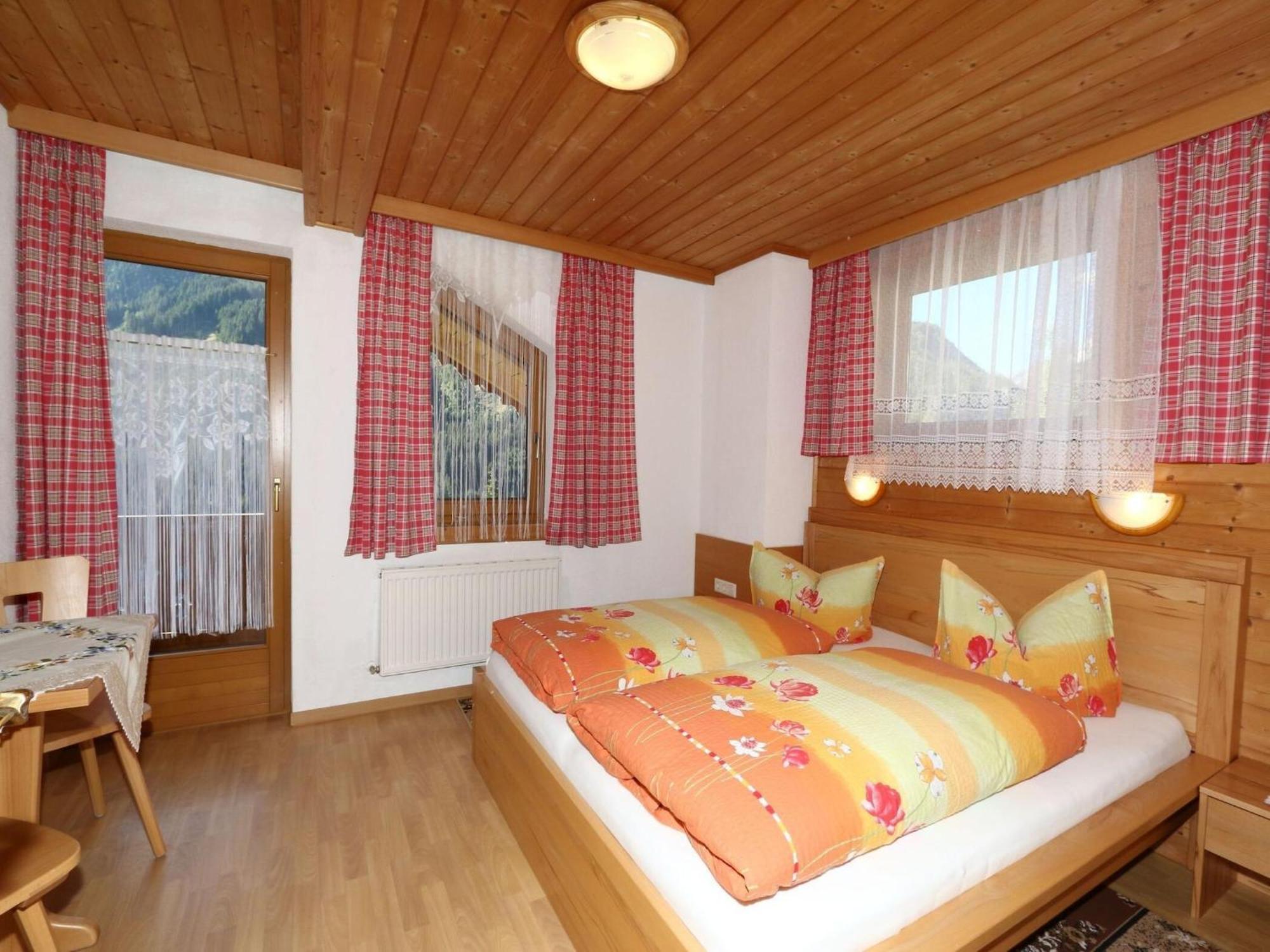 Apartment In Mayrhofen With A Balcony Екстериор снимка