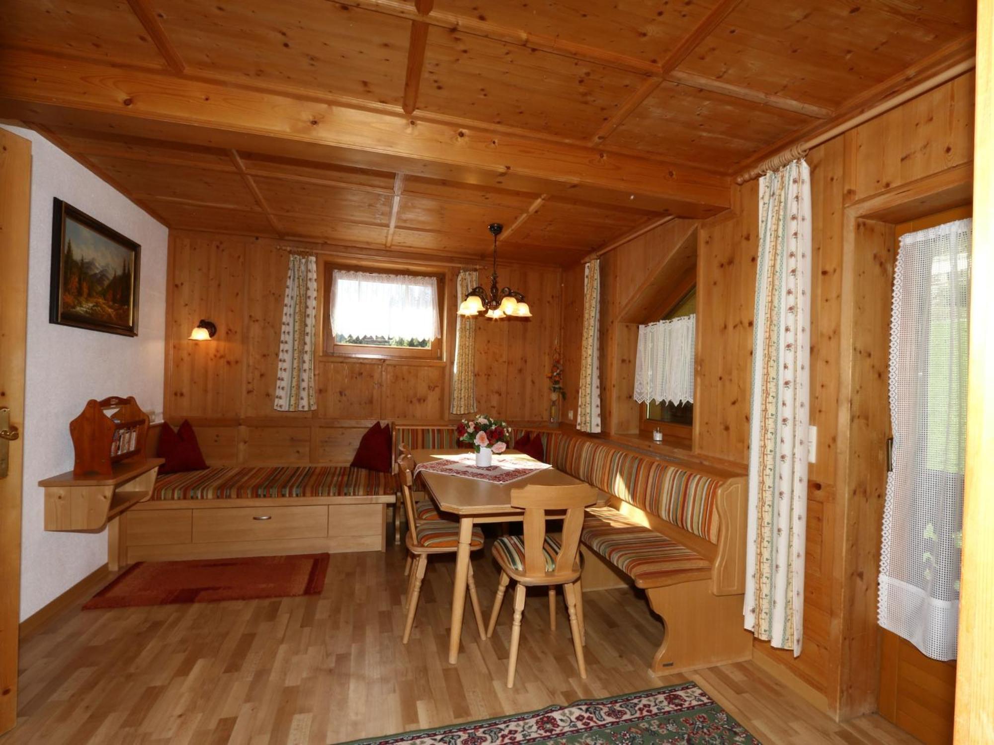 Apartment In Mayrhofen With A Balcony Екстериор снимка